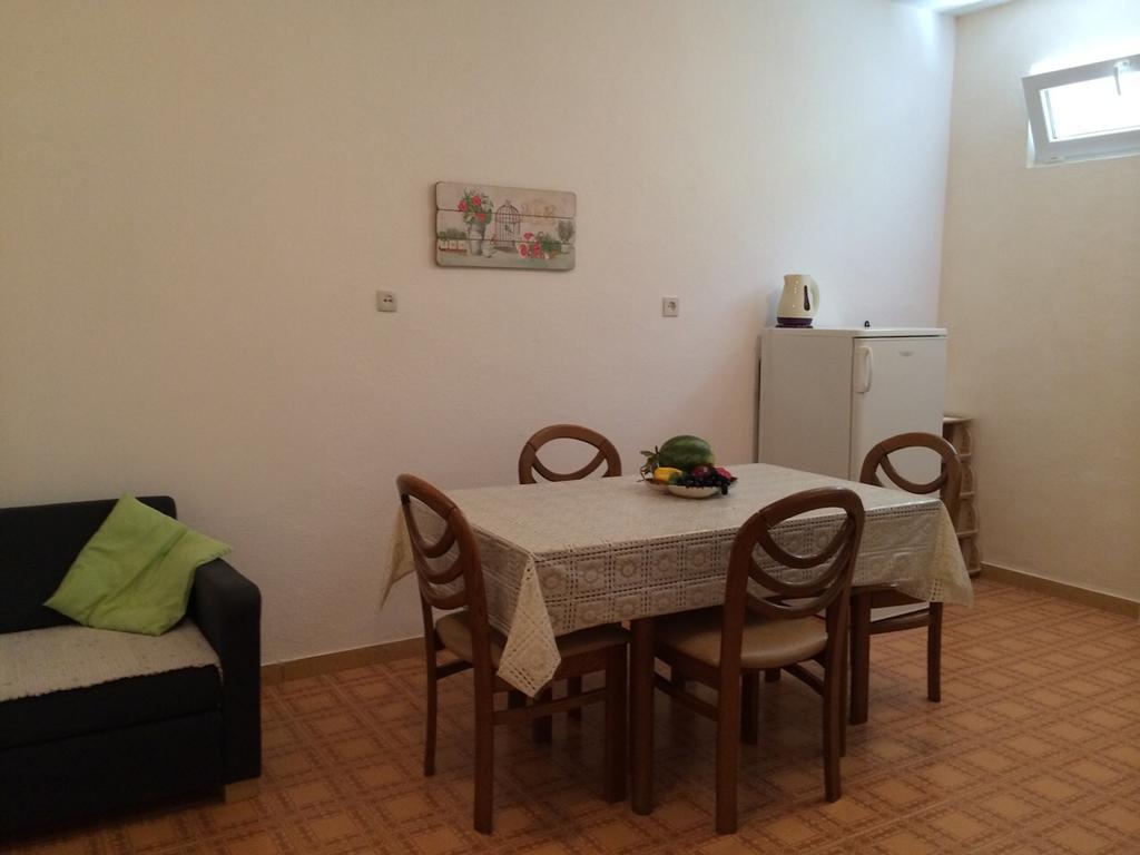 Apartments Leut Drasnice Oda fotoğraf